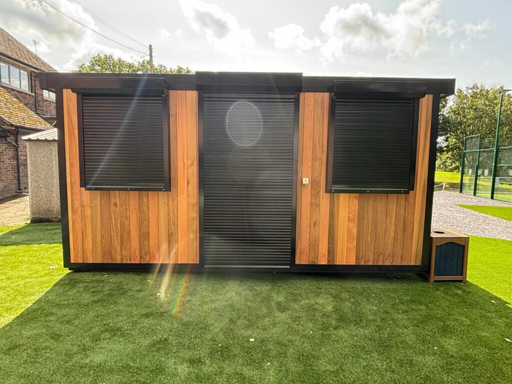 Roller Shutters 6 roller shutters 1 2